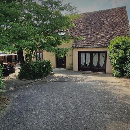 Grand Gite - Le Saint-Chrirtophe Châteauroux المظهر الخارجي الصورة